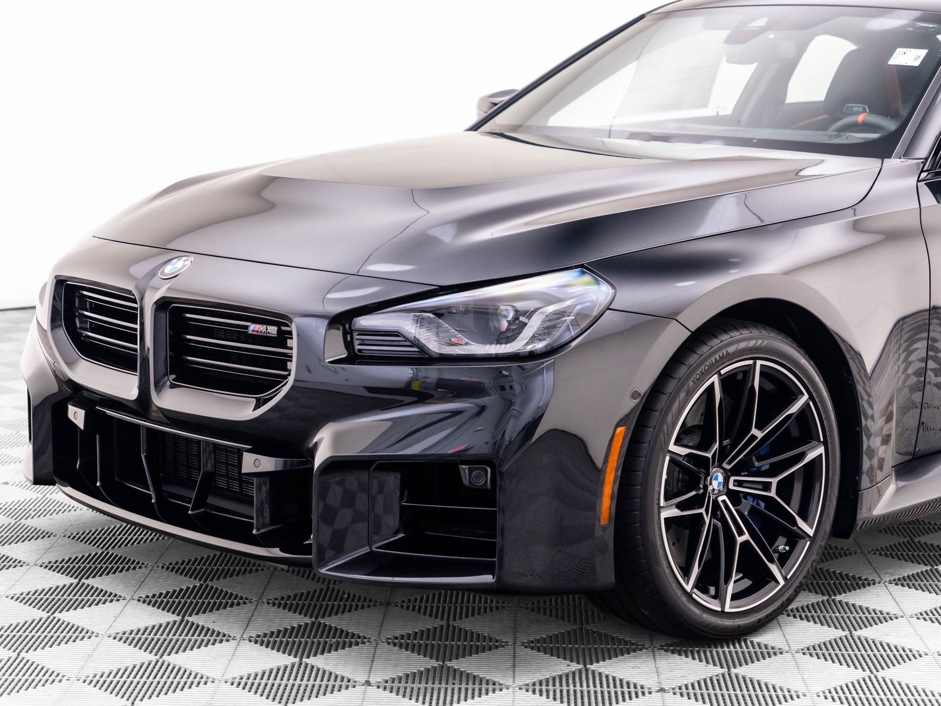 New 2026 Black Sapphire Metallic BMW Base image 38