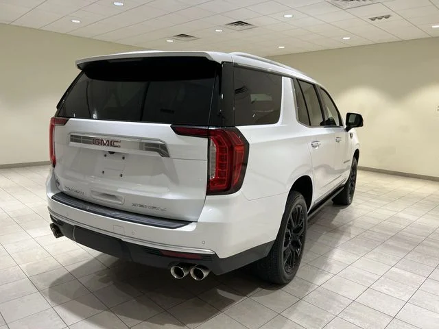 Used 2023 Summit White GMC Denali image 5