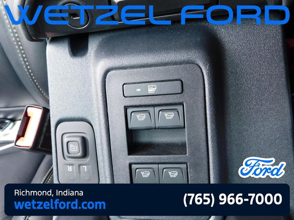 New 2026 Avalanche Gray Ford Badlands® image 34