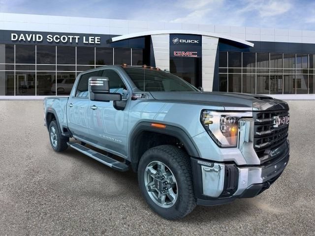 2026 GMC Sierra 4WD Crew Cab Standard Box SLT's photo