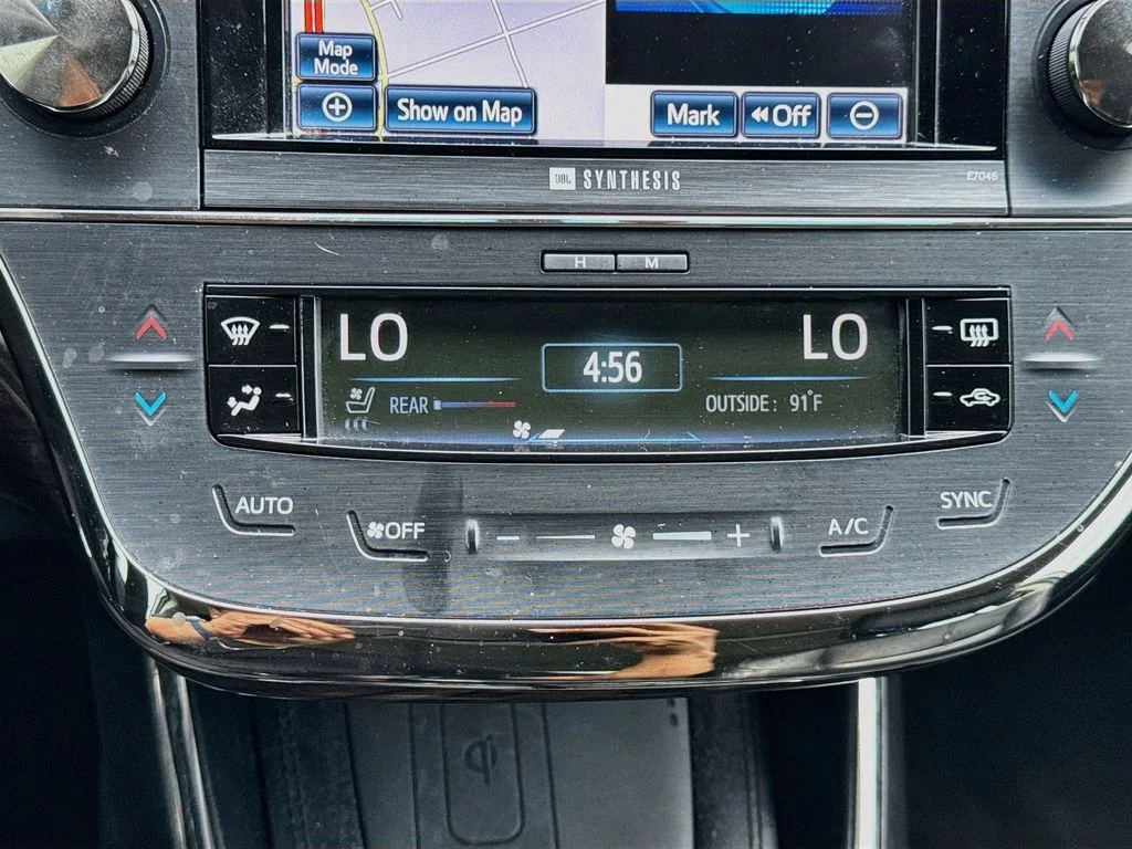 Used 2013 Gray Toyota XLE image 19