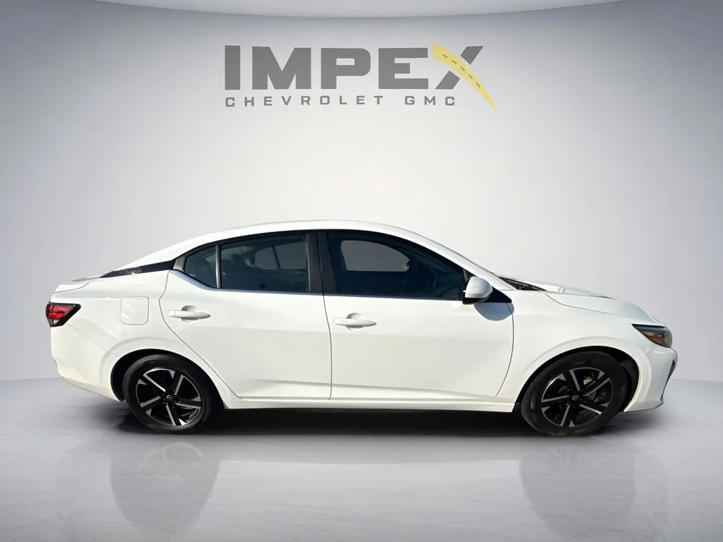 Used 2025 White Nissan SV image 6