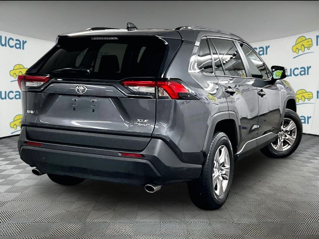 Used 2025 Gray Toyota XLE image 6