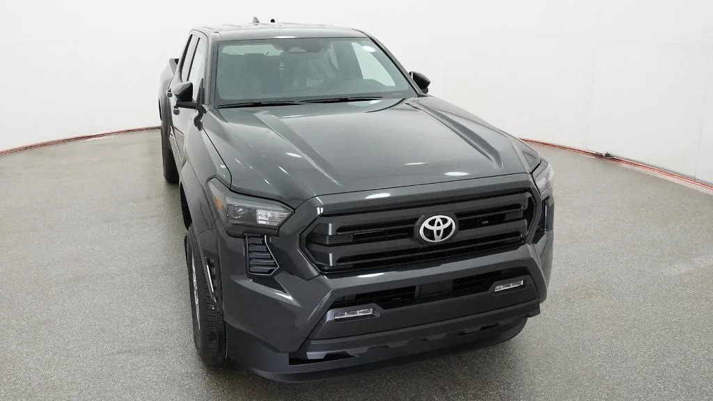 New 2026 Underground Toyota SR5 image 8