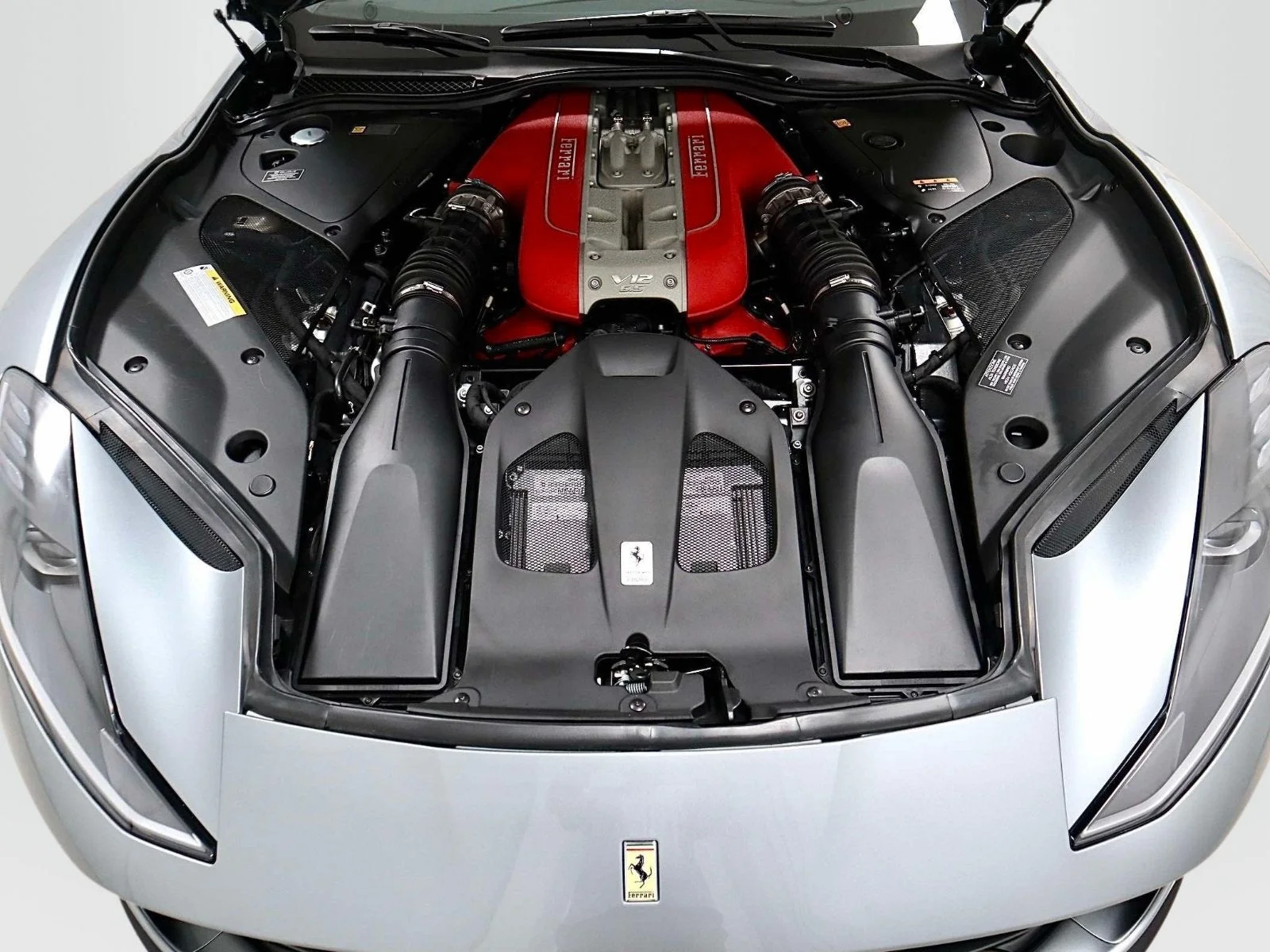 Certified Used 2019 Grigio Titanio Metall Ferrari  image 10