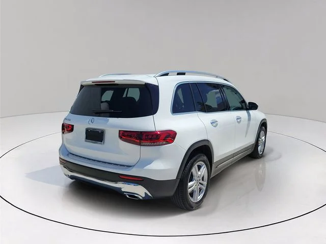 Used 2023 White Mercedes-Benz GLB 250 image 6
