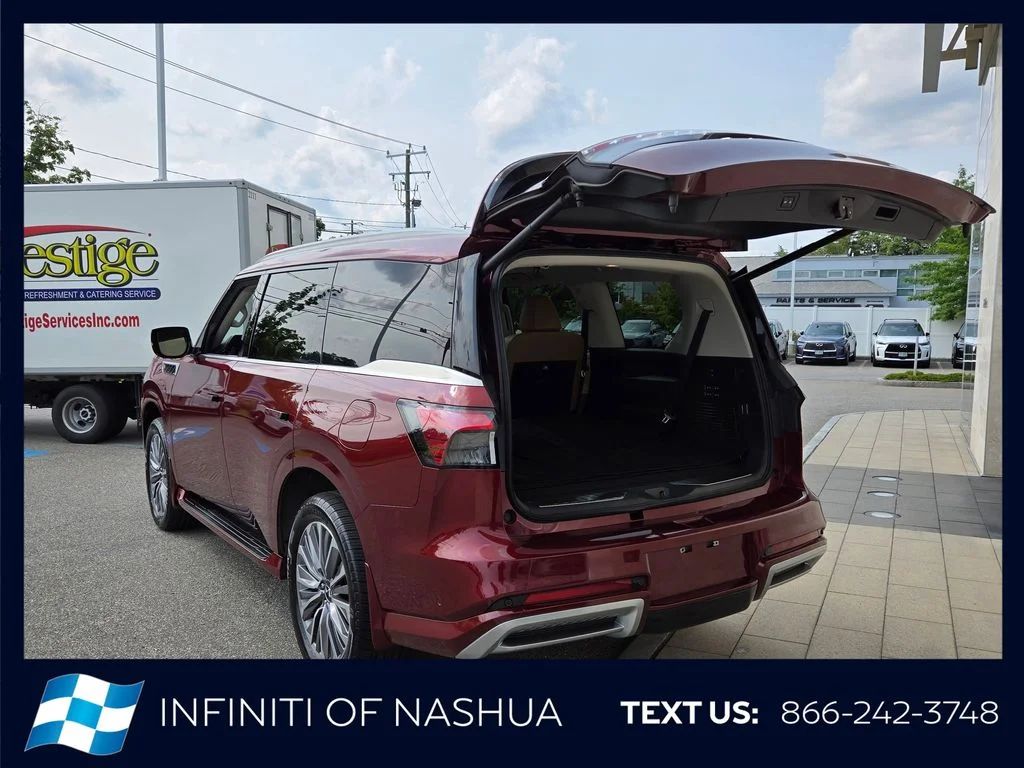 Certified Used 2025 Red INFINITI LUXE image 18