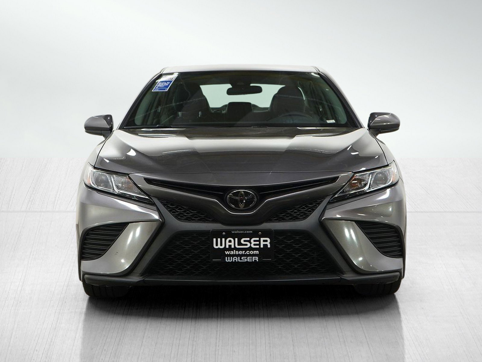 Used 2019 Toyota Camry SE with VIN 4T1B11HKXKU781165 for sale in Burnsville, Minnesota