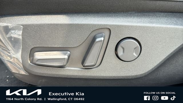 New 2026 Glacial White Pearl / Black Ro Kia GT-Line AWD image 11