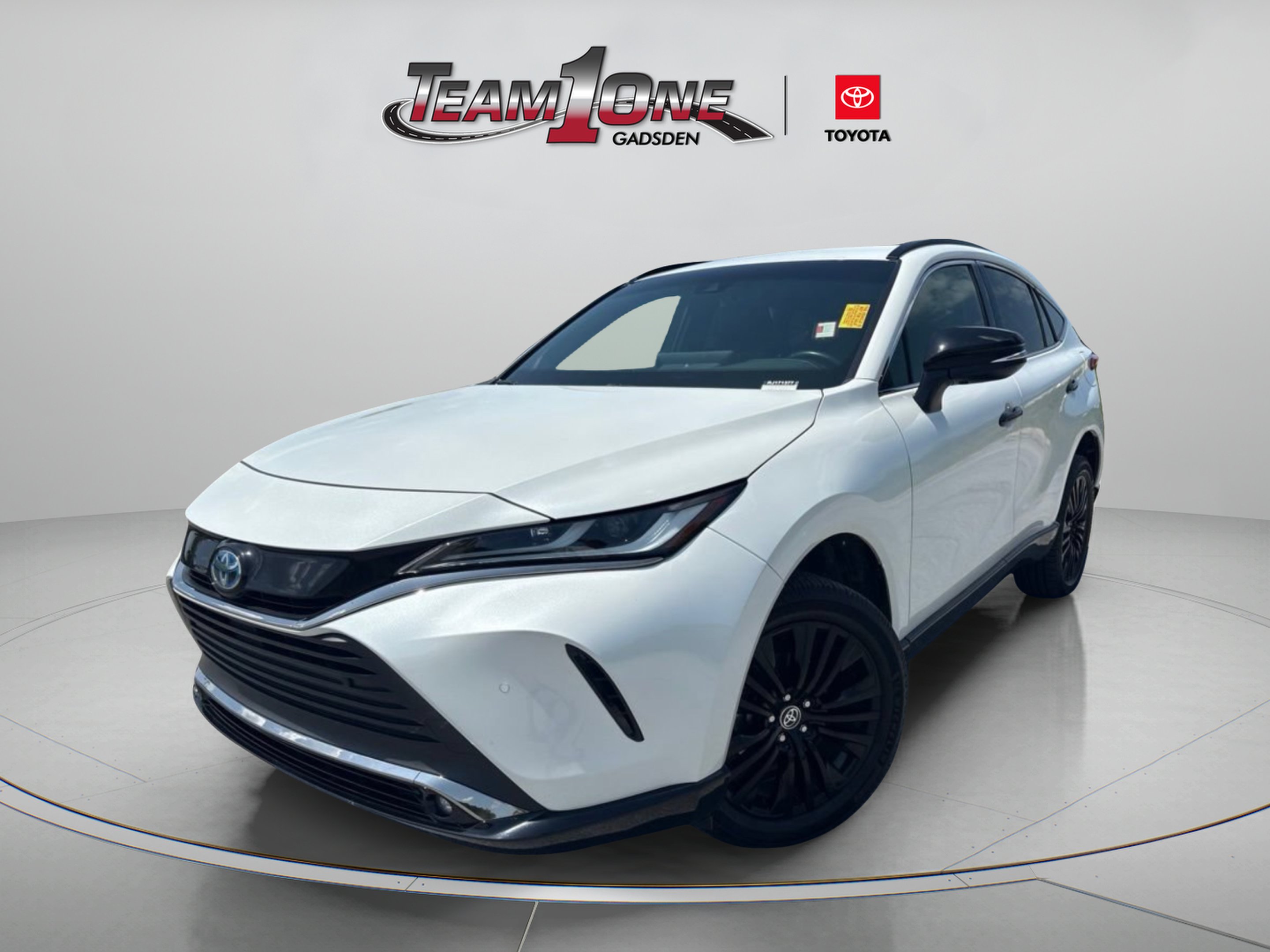 Used 2024 Pearl Toyota Nightshade image 3
