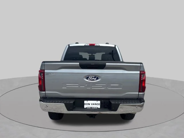 Used 2025 Silver Ford XLT image 4