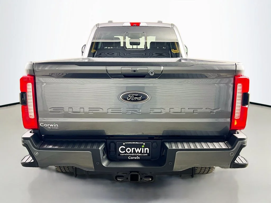 New 2026 Carbonized Gray Metallic Ford Lariat image 14