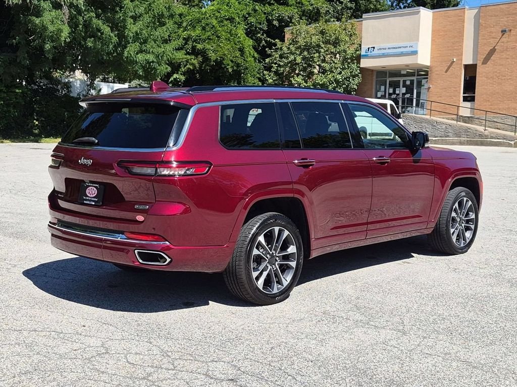 Used 2021 Red Jeep Overland image 3