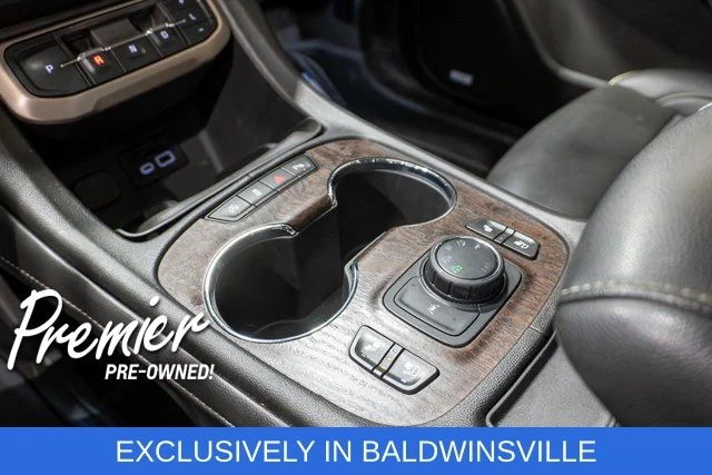 Used 2023 Gray GMC Denali image 41