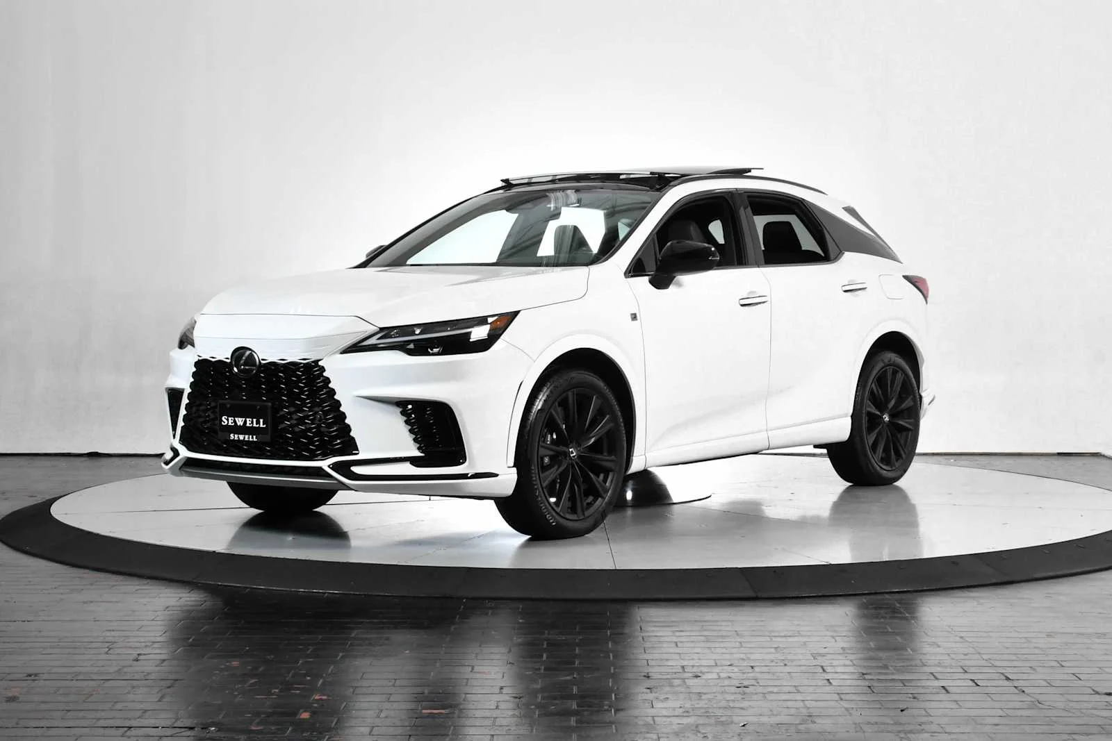2024 Lexus RX 350h 500h F SPORT AWD's photo