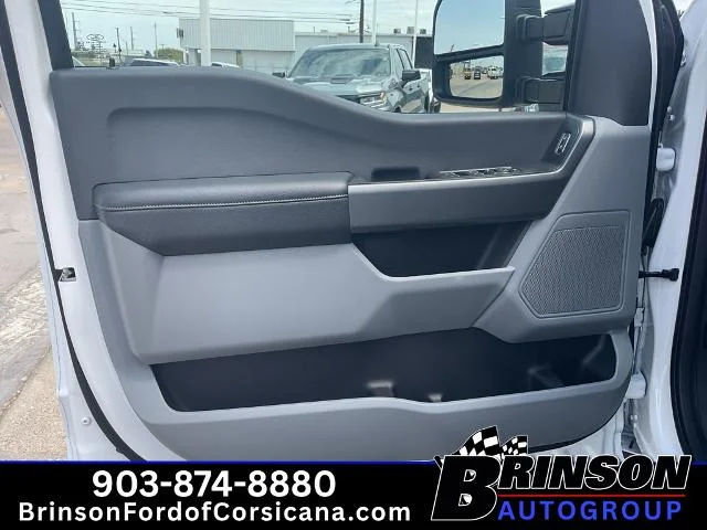 New 2026 Oxford White Ford F-250® XL image 25