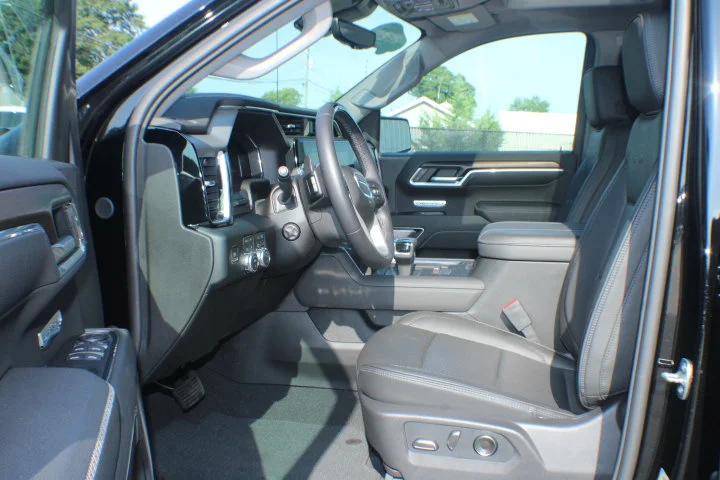 Certified Used 2026 Onyx Black GMC Denali image 14