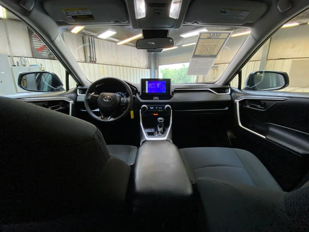 Used 2025 Silver Toyota LE image 18