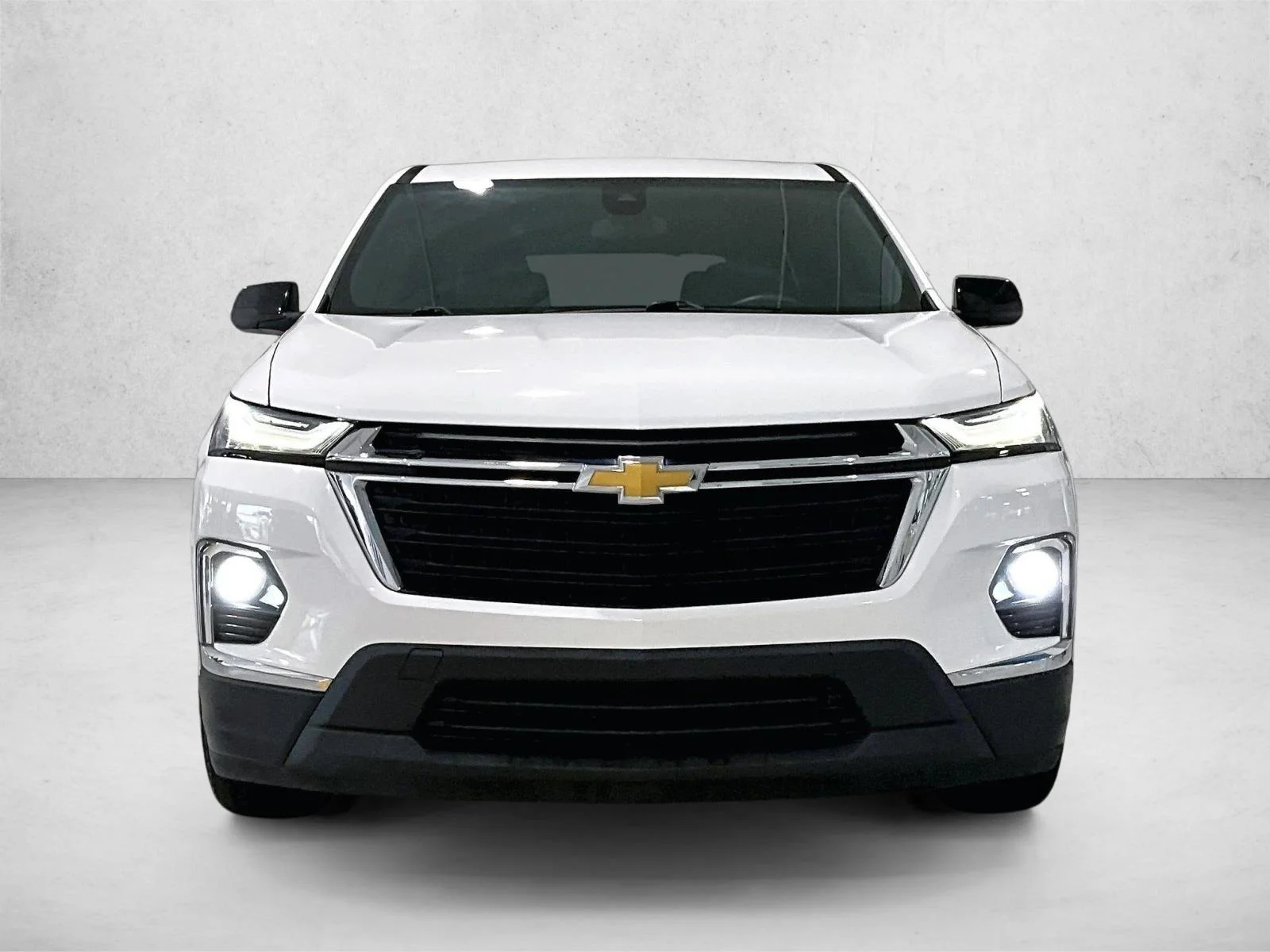 Used 2023 Summit White Chevrolet LS image 3