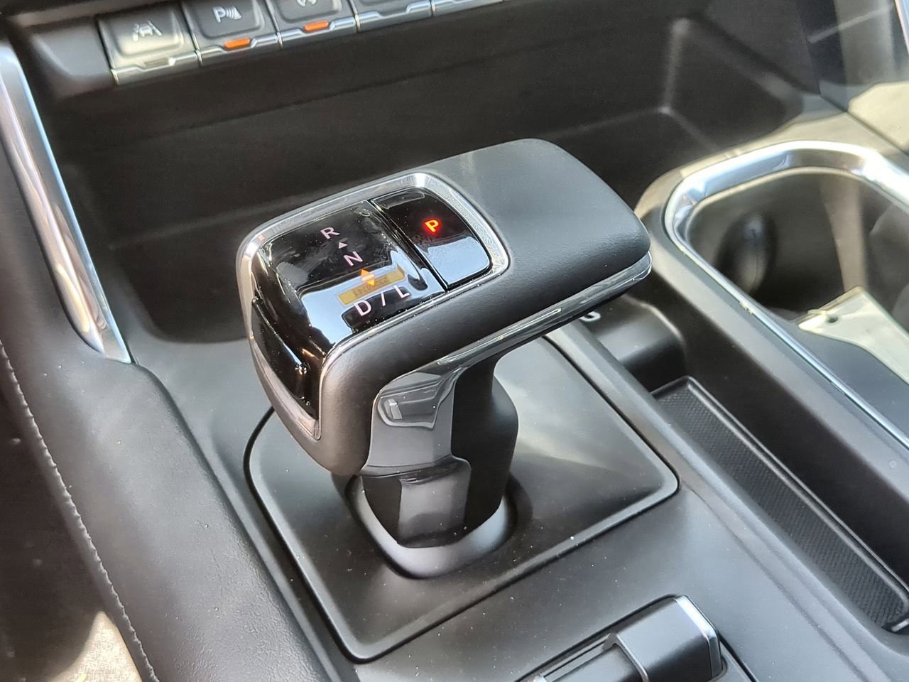 Used 2026 Sterling Metallic GMC Denali image 16