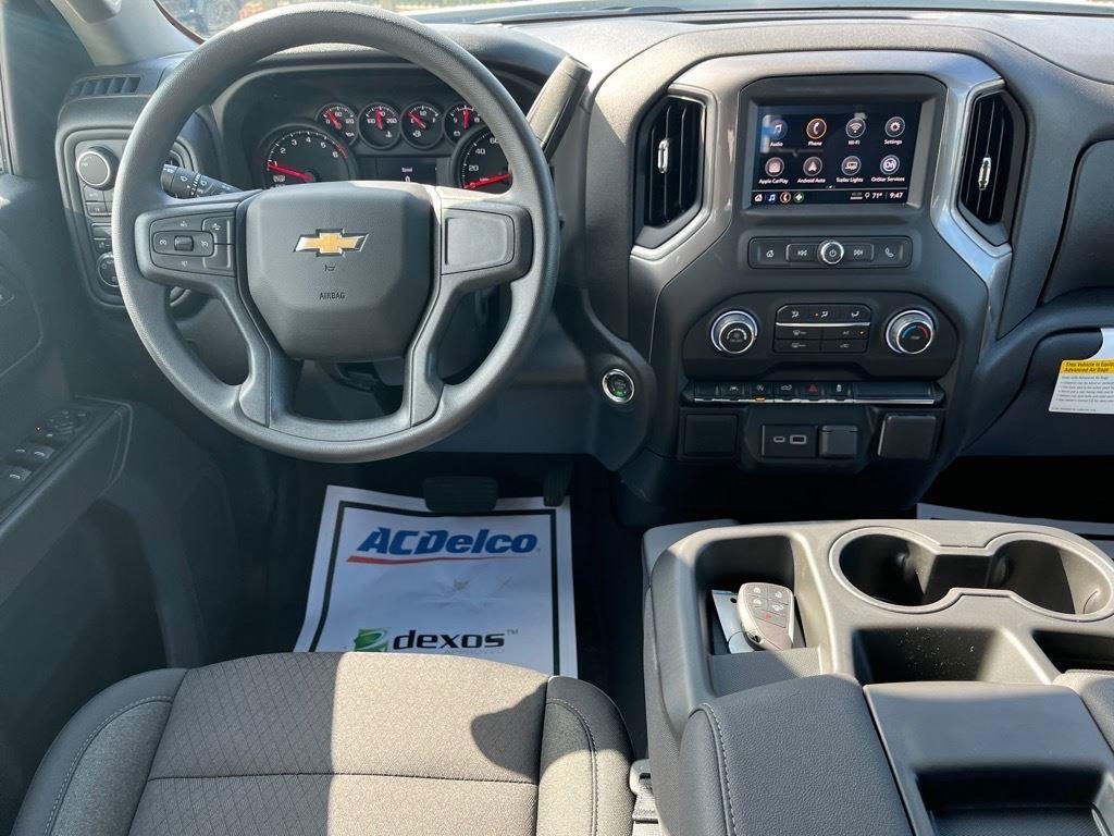 2025 Chevrolet Silverado 1500 Custom - Photo 8