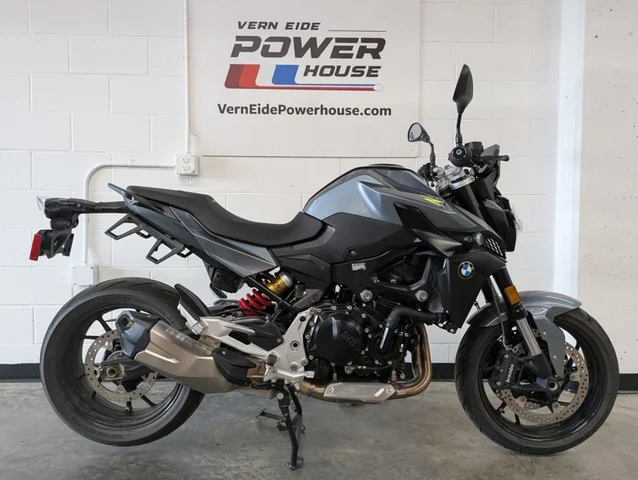 2022 BMW F 900 R Blue Stone Metallic