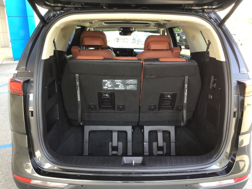 Used 2023 Gray Kia SX Prestige image 42