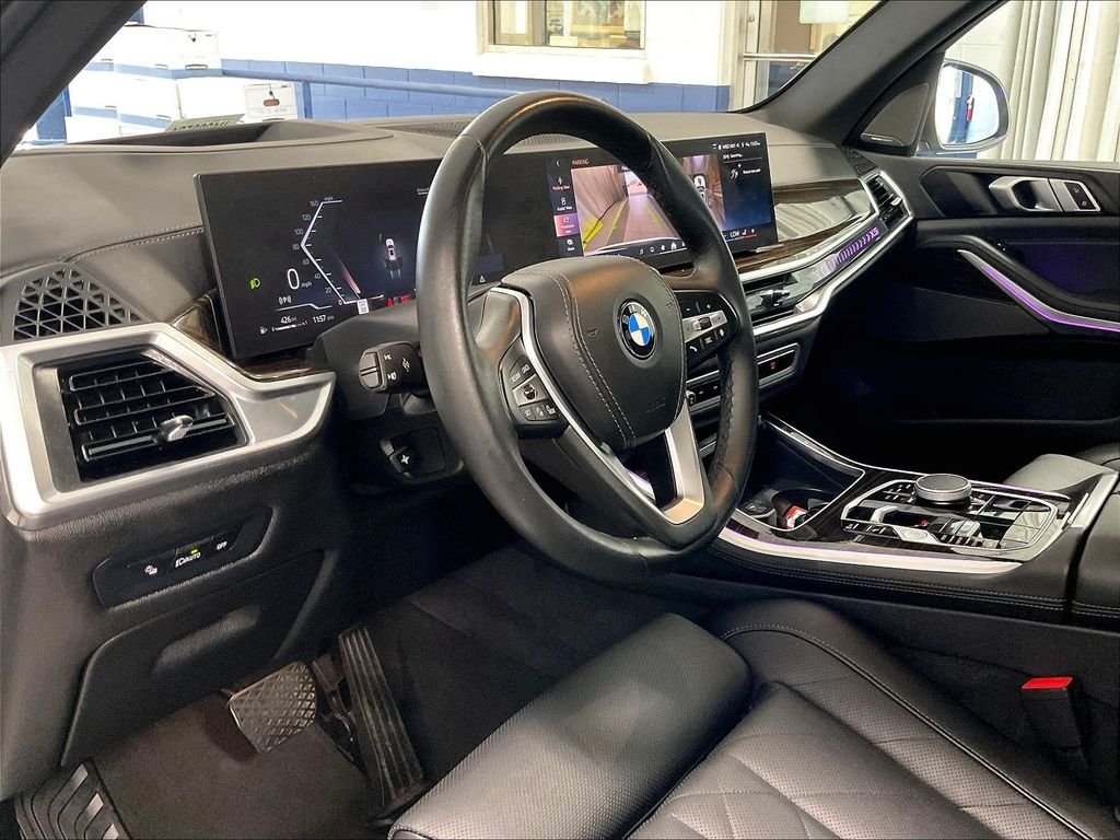 Used 2026 White BMW xDrive40i image 8