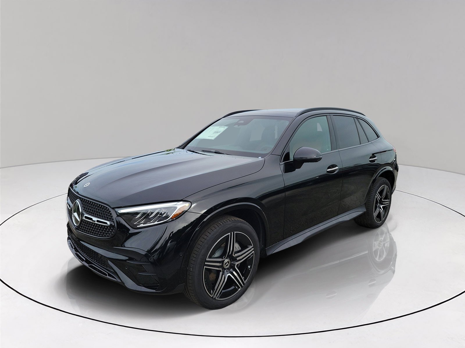 New 2027 Black Mercedes-Benz GLC 300 image 32