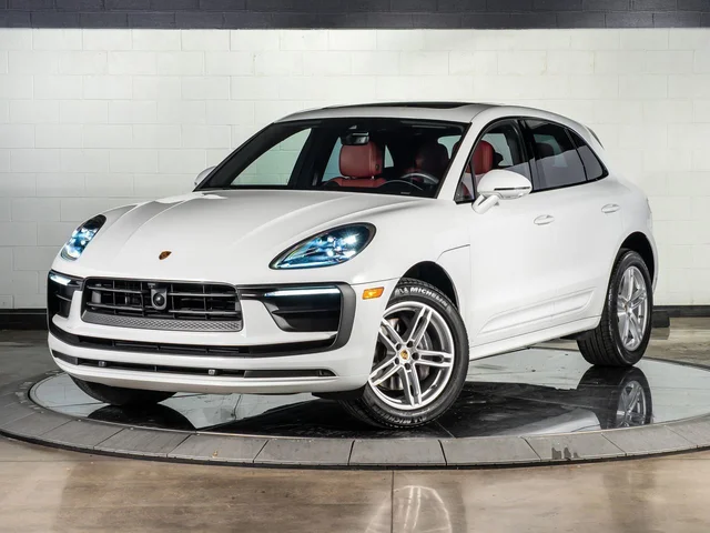 2025 Porsche Macan 