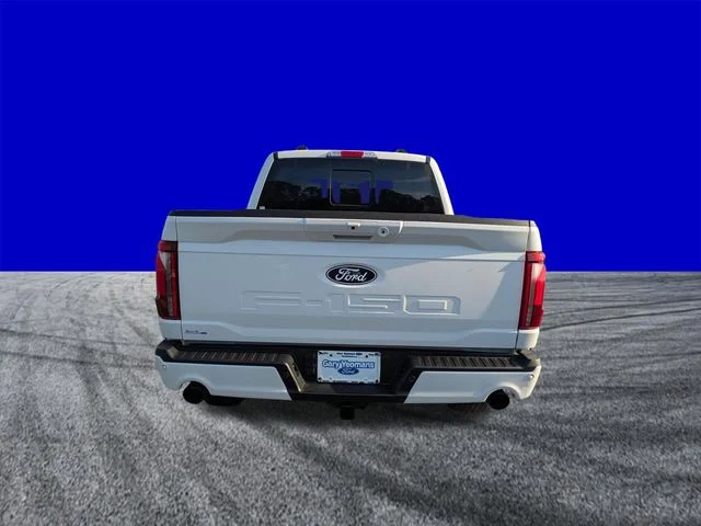New 2026 Star White Metallic Tri-Coat Ford Lariat® image 5