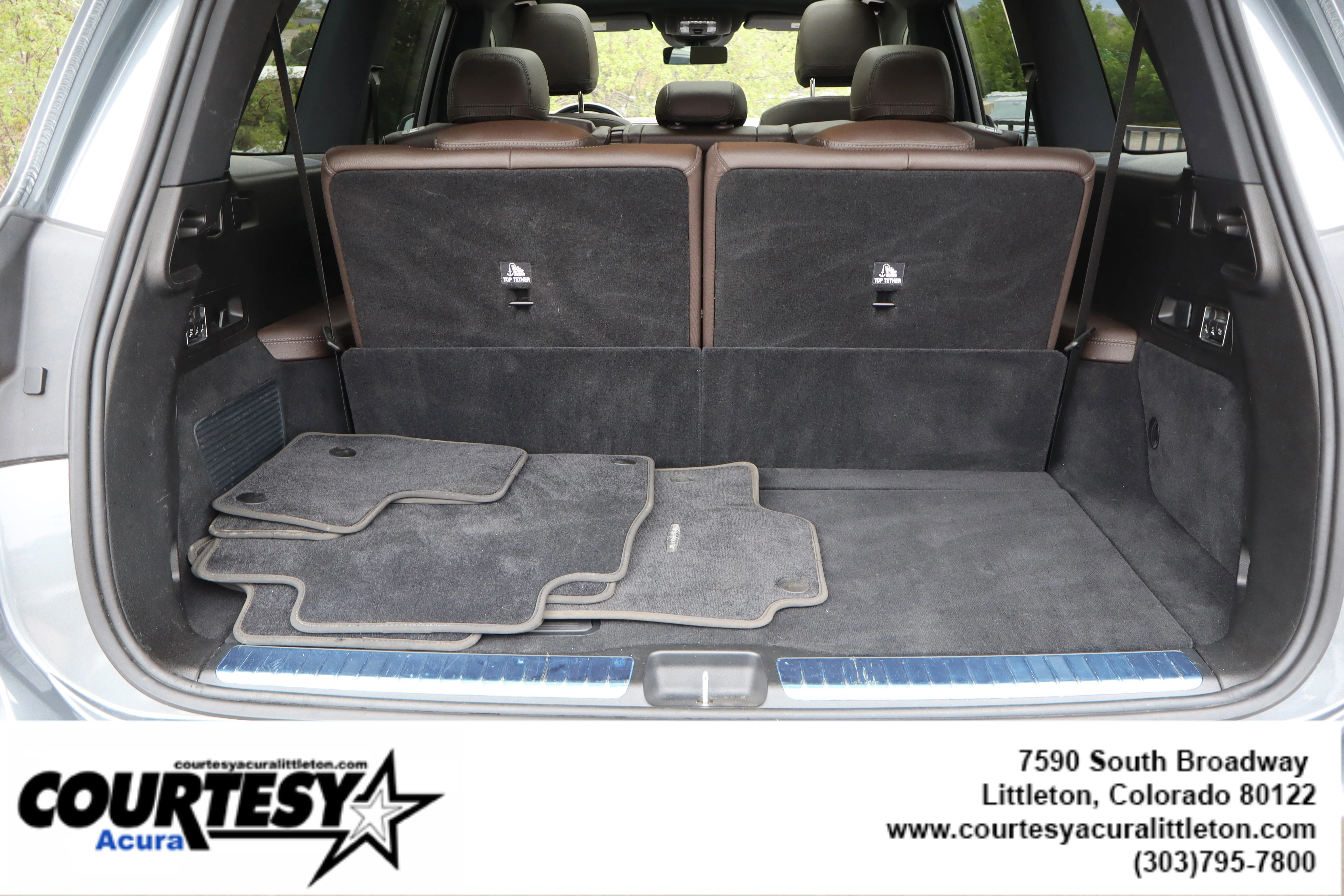 Used 2021 Gray Mercedes-Benz GLS 450 image 28