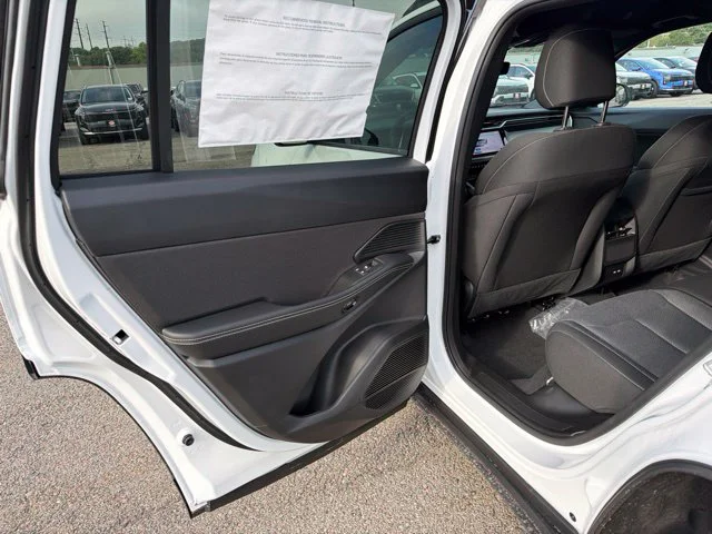 New 2026 White Jeep Laredo image 9