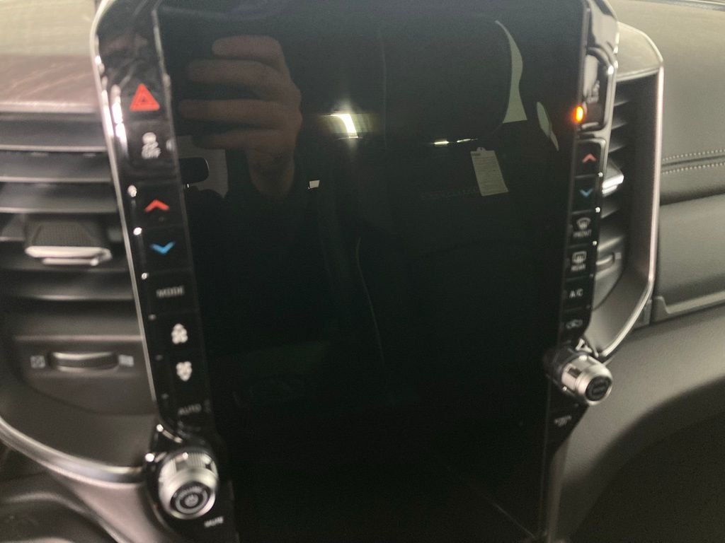 New 2026 Granite Crystal Metallic Clear-Coat Exterior Paint RAM Laramie image 4
