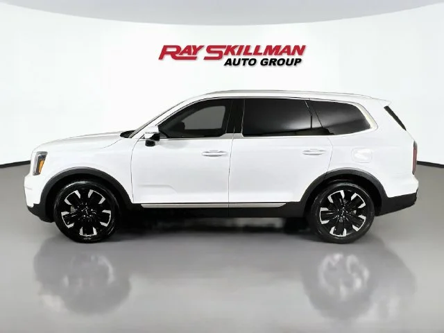 Used 2023 White Kia SX-Prestige image 4