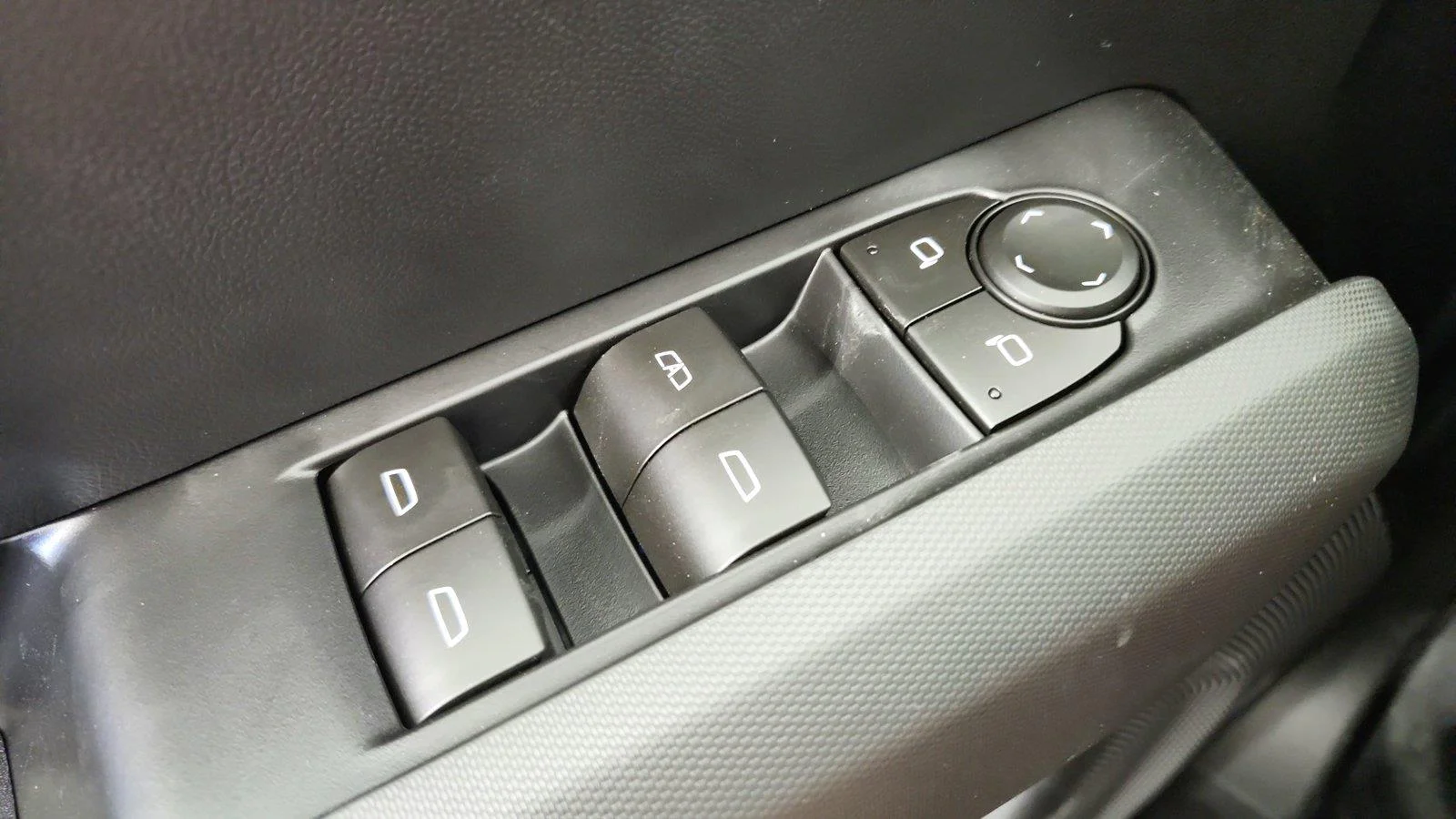 2026 Chevrolet Colorado Trail Boss - Photo 20