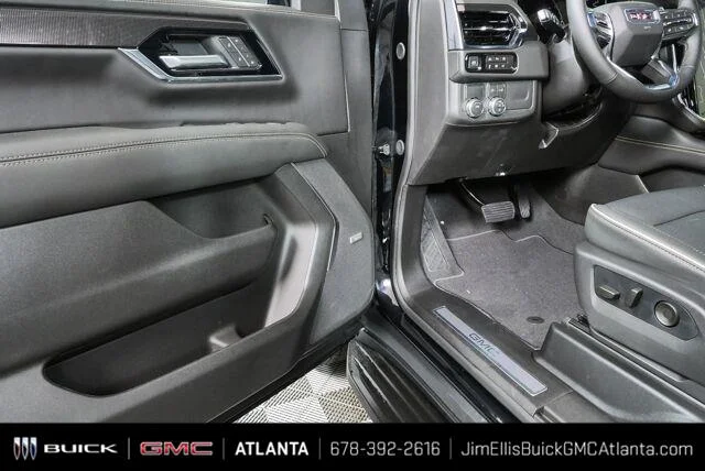 New 2026 Onyx Black GMC Elevation image 8