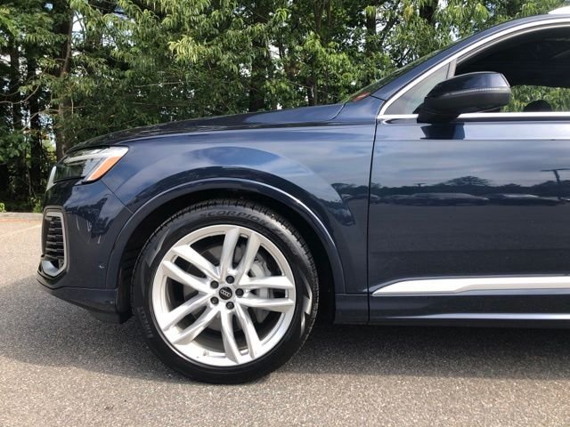 Used 2025 Waitomo Blue Metallic Audi 55 Premium Plus image 14
