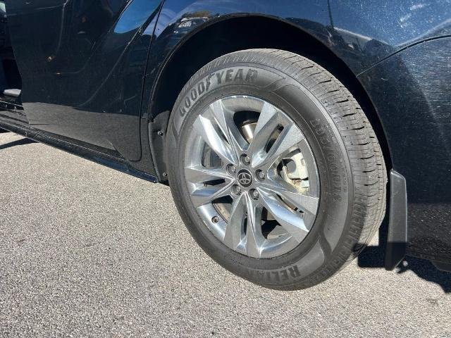 Used 2022 Midnight Black Metallic Toyota  image 23