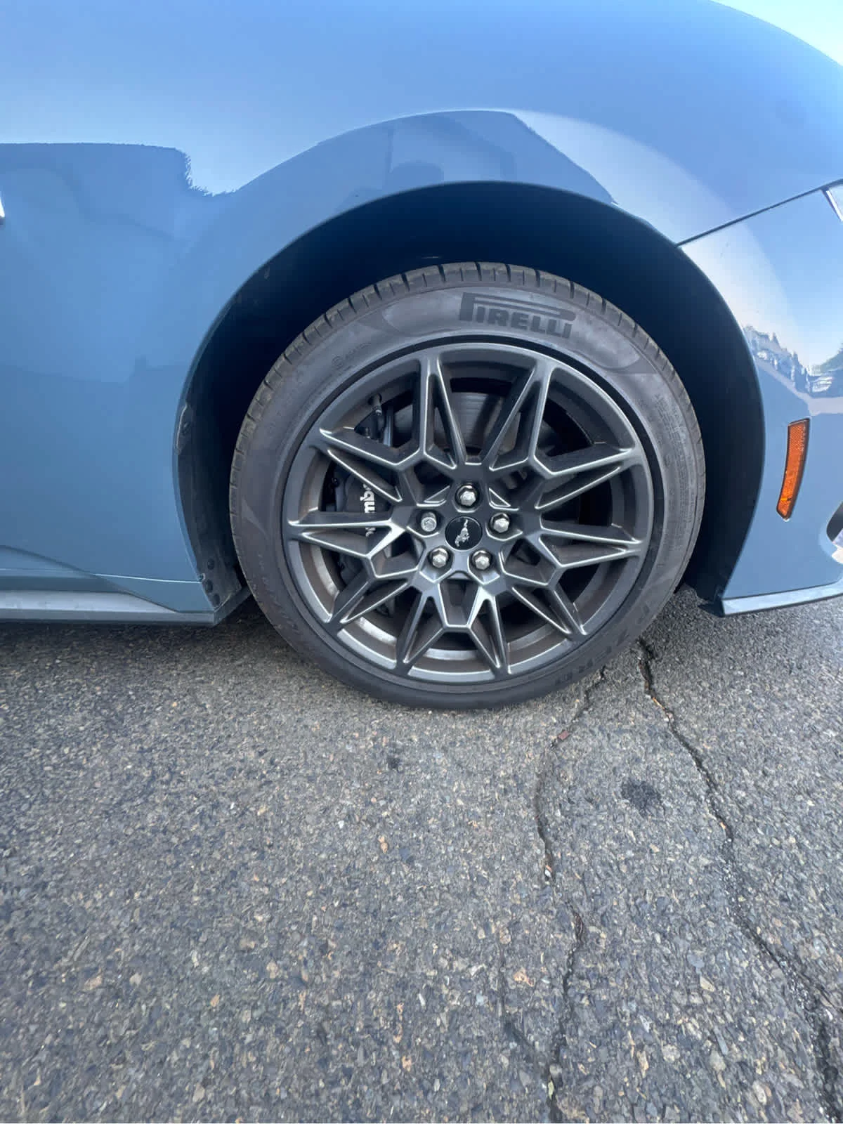 Used 2025 Vapor Blue Ford GT image 4