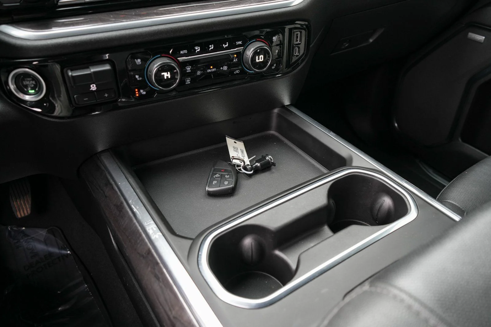2024 Chevrolet Silverado 2500HD LTZ - Photo 25