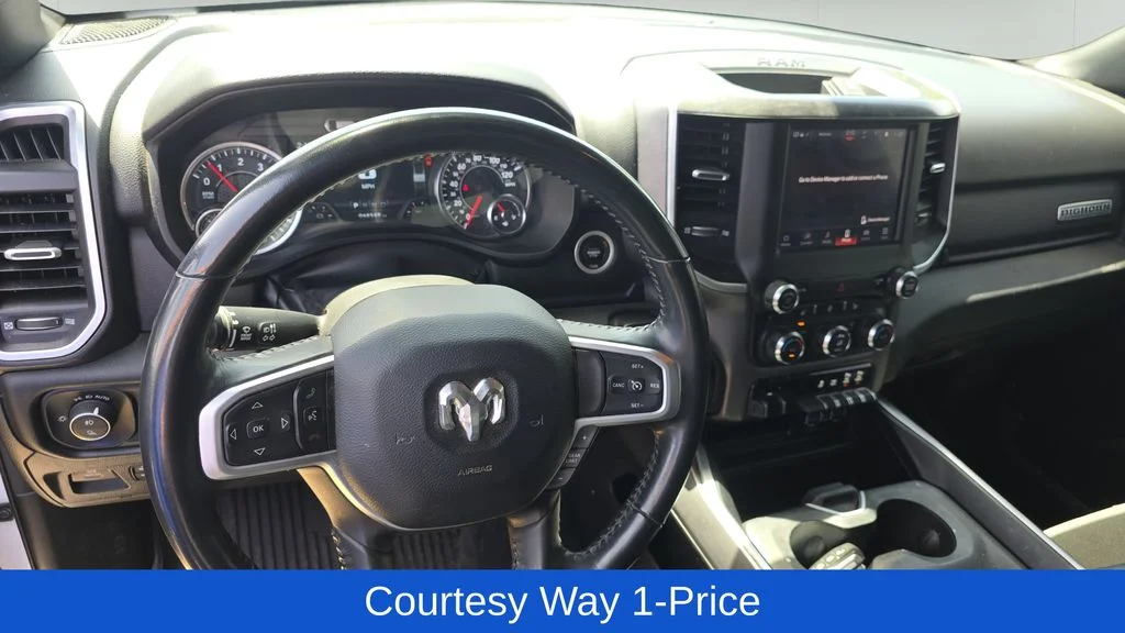 Used 2023 White Ram Big Horn/Lone Star image 12