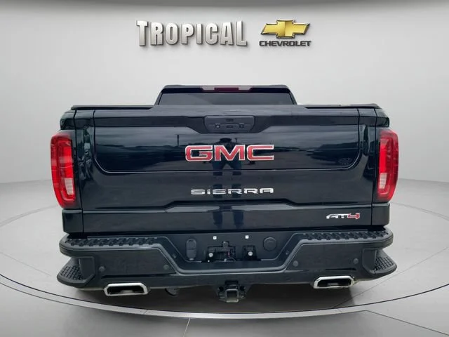 Used 2022 Onyx Black GMC AT4 image 4