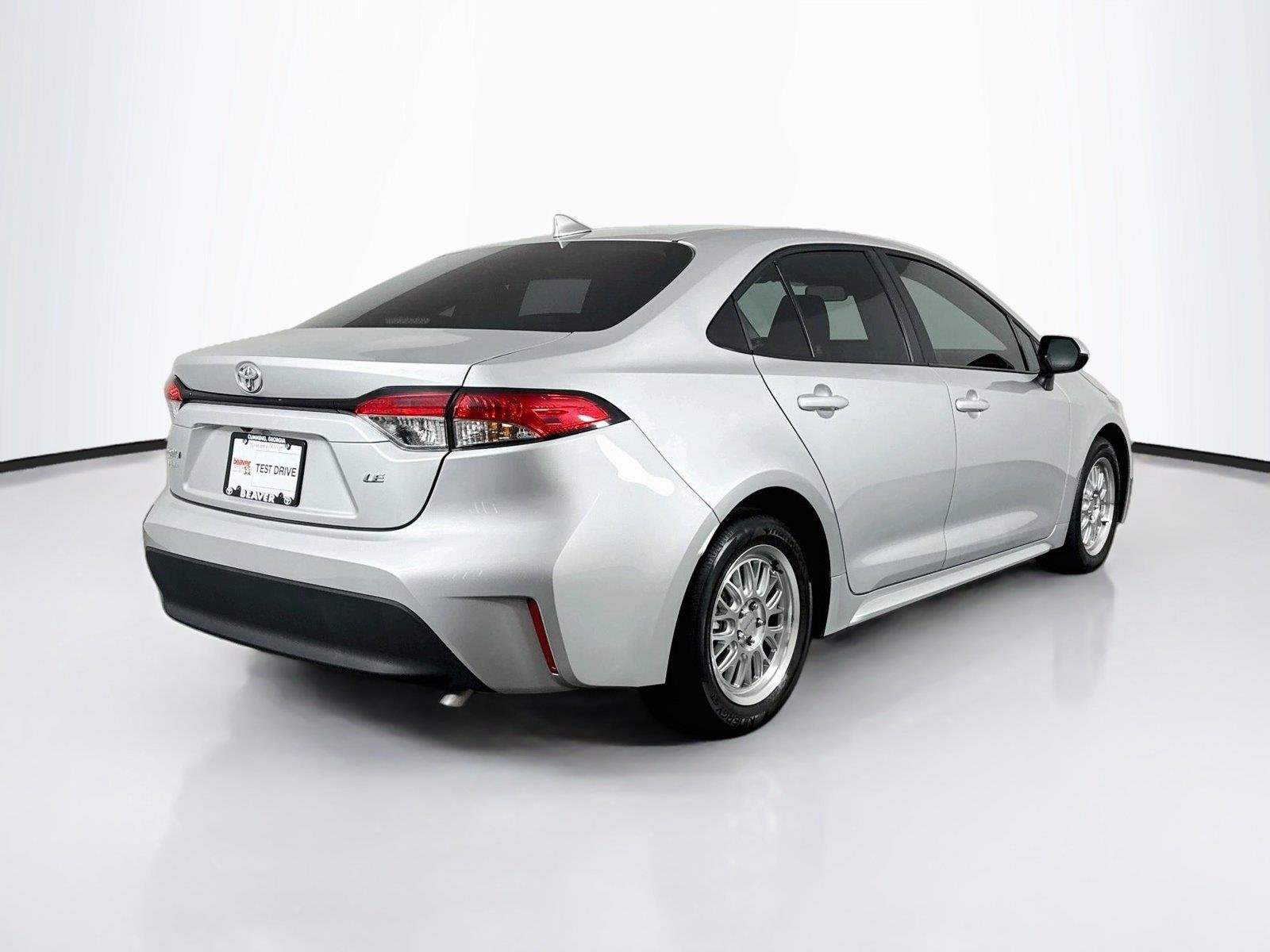 Certified Used 2025 Classic Silver Metallic Toyota LE image 2