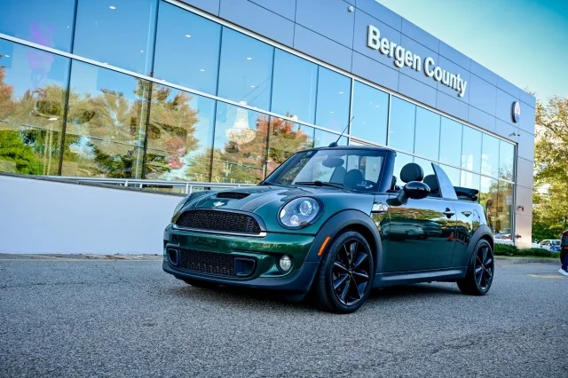 Used 2012 GREEN MINI S image 3