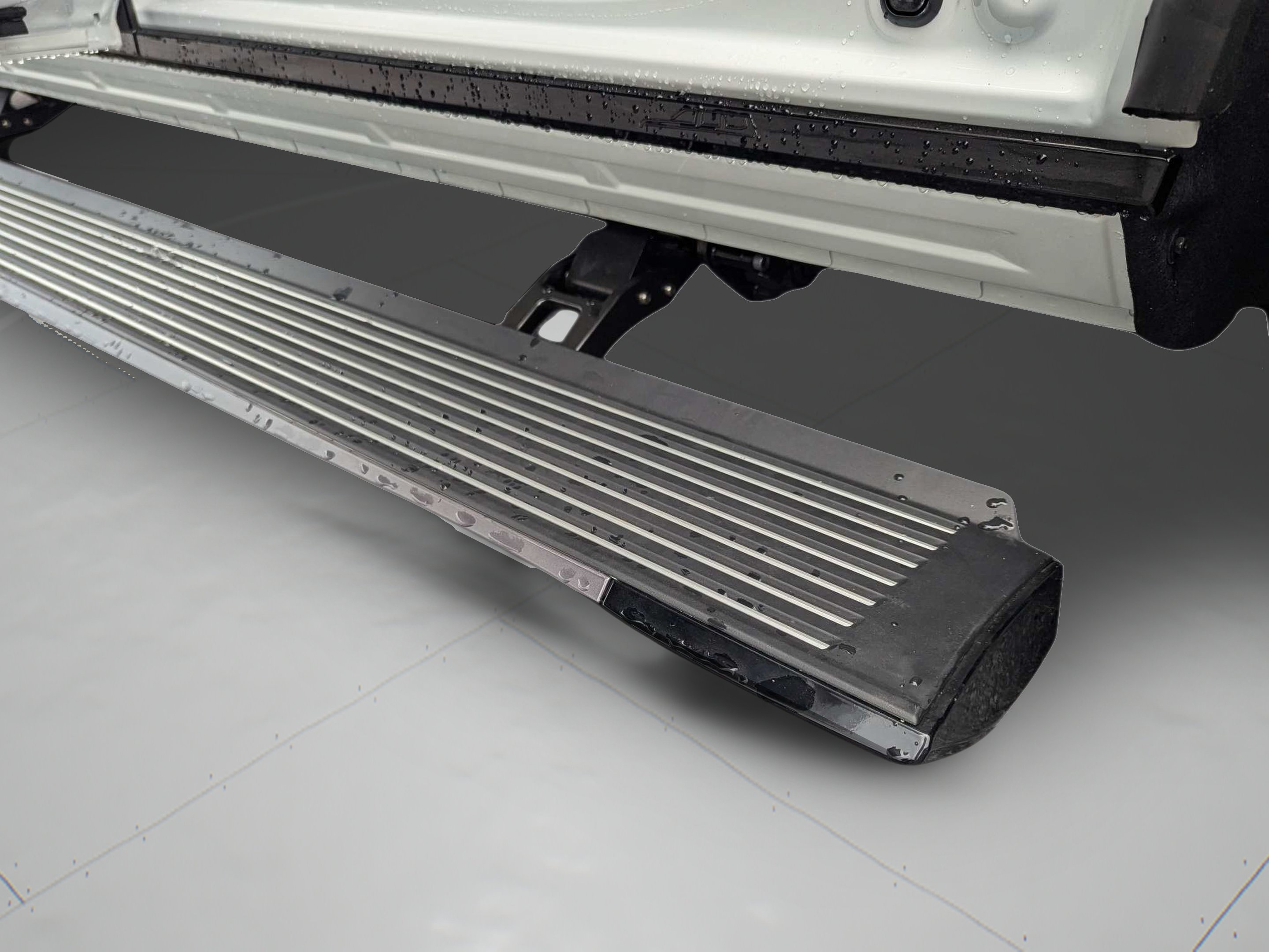 New 2026 Bright White Clearcoat Jeep Limited Reserve image 32