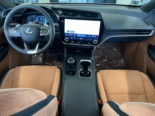 Used 2024 Eminent White Pearl Lexus 300e Luxury image 39