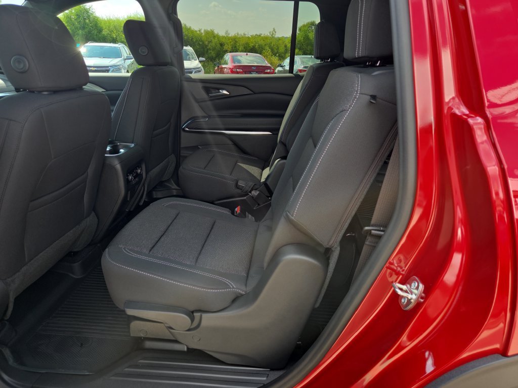 2027 Chevrolet Traverse LT - Photo 26