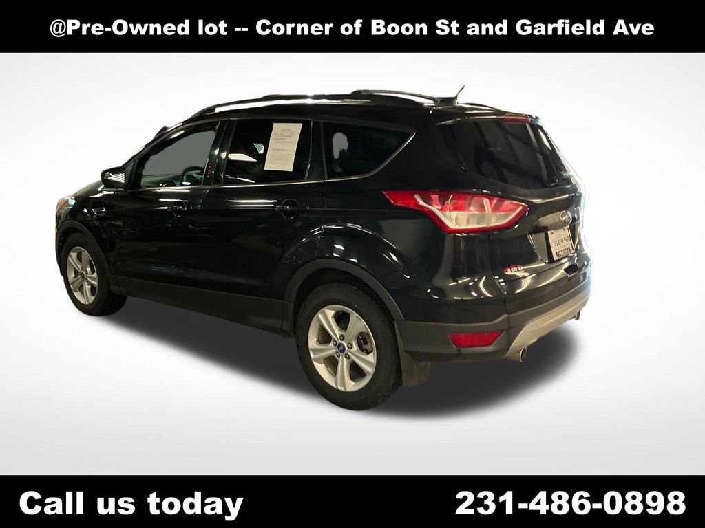 Used 2013 Black Ford SE image 3