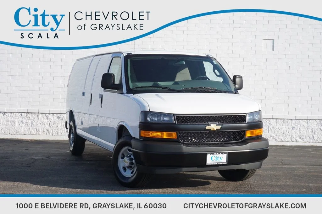 2026 Chevrolet Express 3500 Extended Work Van's photo
